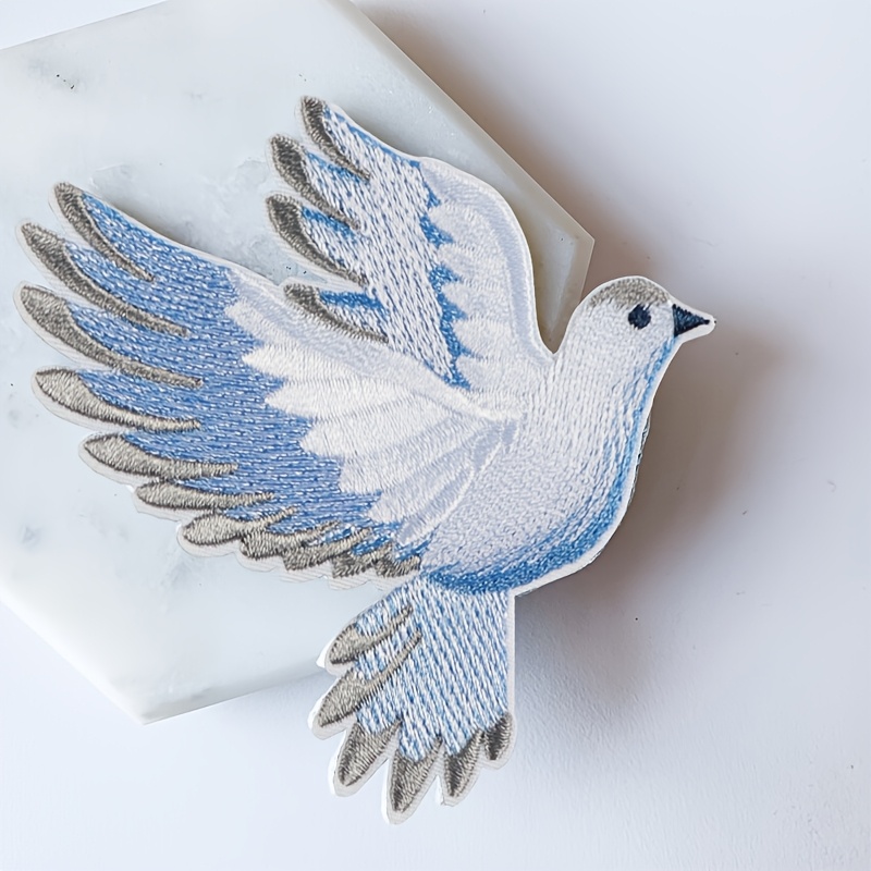 Embroidery Meaning - 1 Stück blau-weiß verlaufender Tauben-Stickerei-Aufnäher, zum