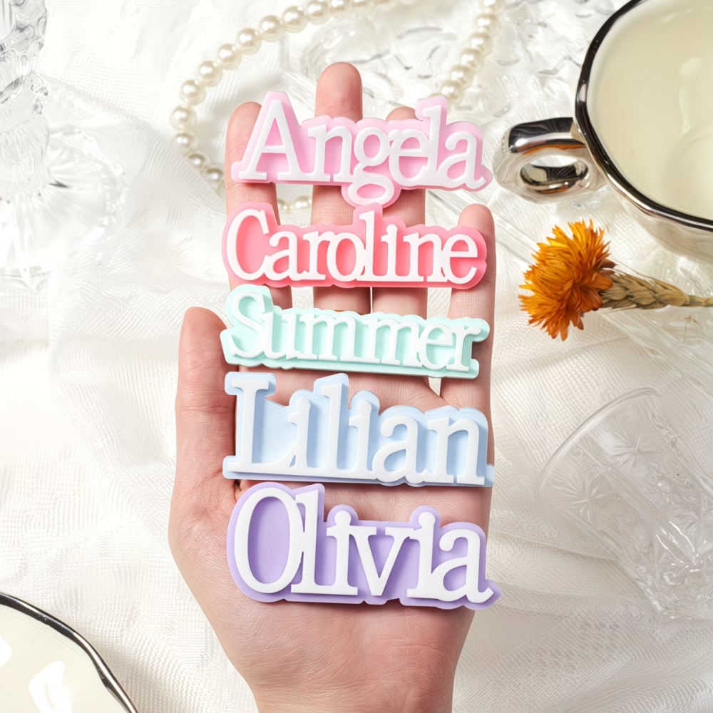 Personalisierte Namensbrosche  – Embroidery Names Bewertung und Preis