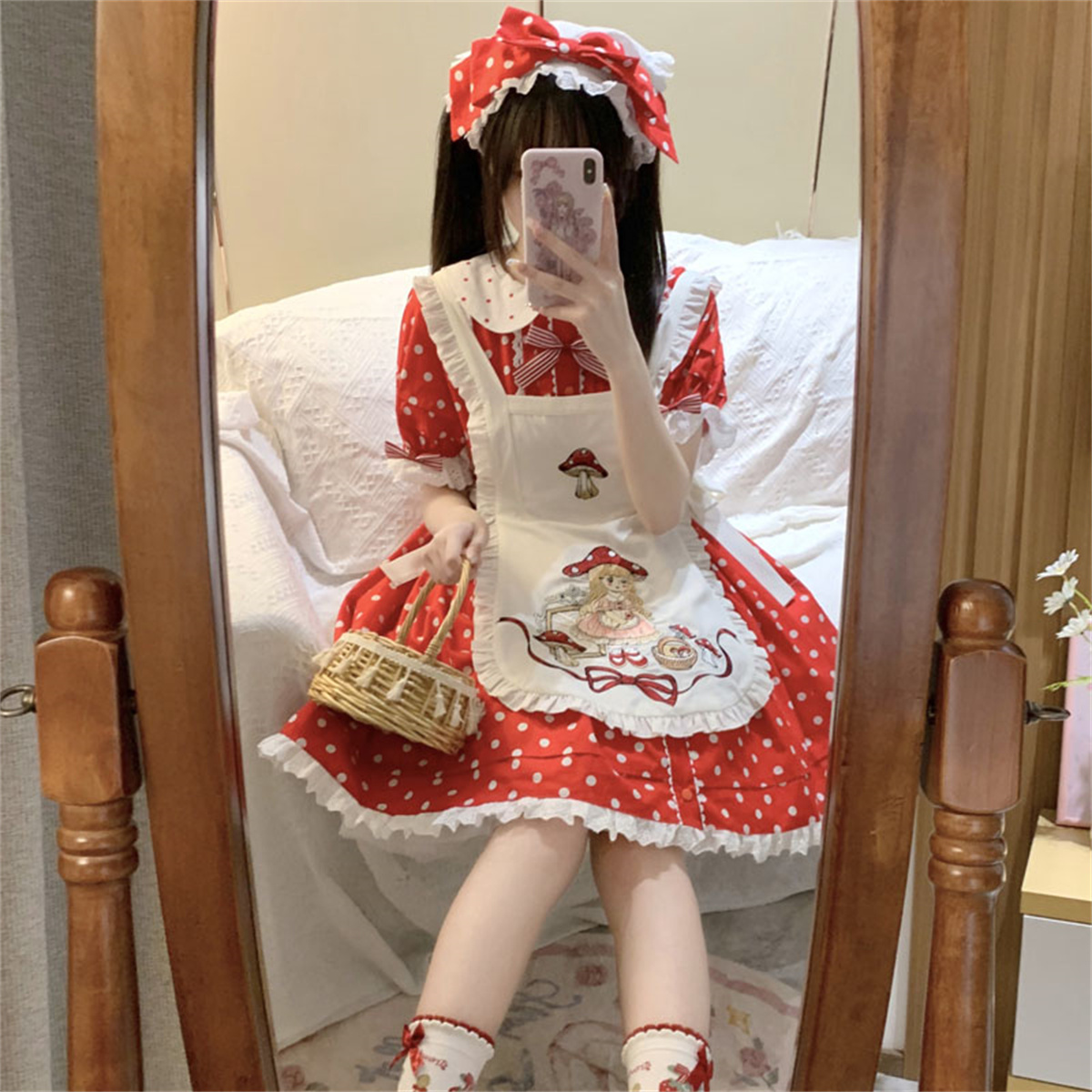 Japanischen Süßen Stil Lolita  – Embroidery Apron Bewertung und Preis