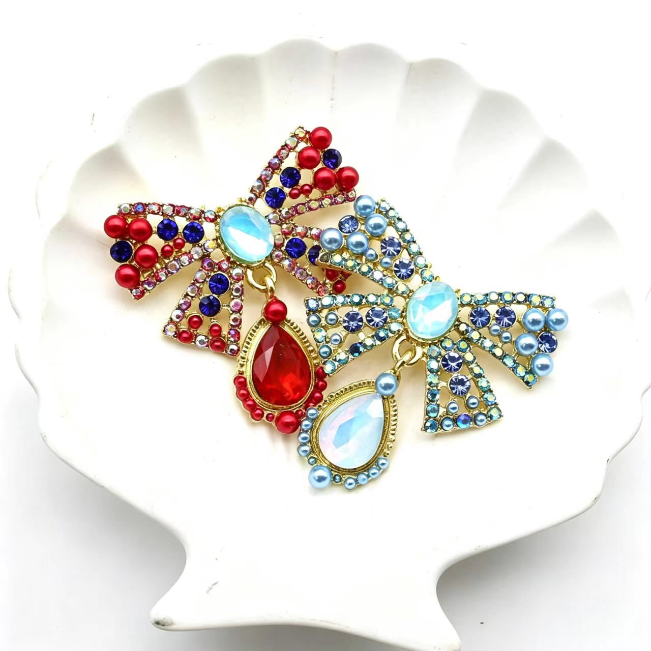 Goldlegierung Schleife Kristal – Embroidery Simple Bewertung und Preis
